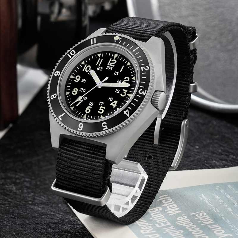 Watchdives WD1972 Quartz Watch - đánh giá và giá Vintage Watch Collecting