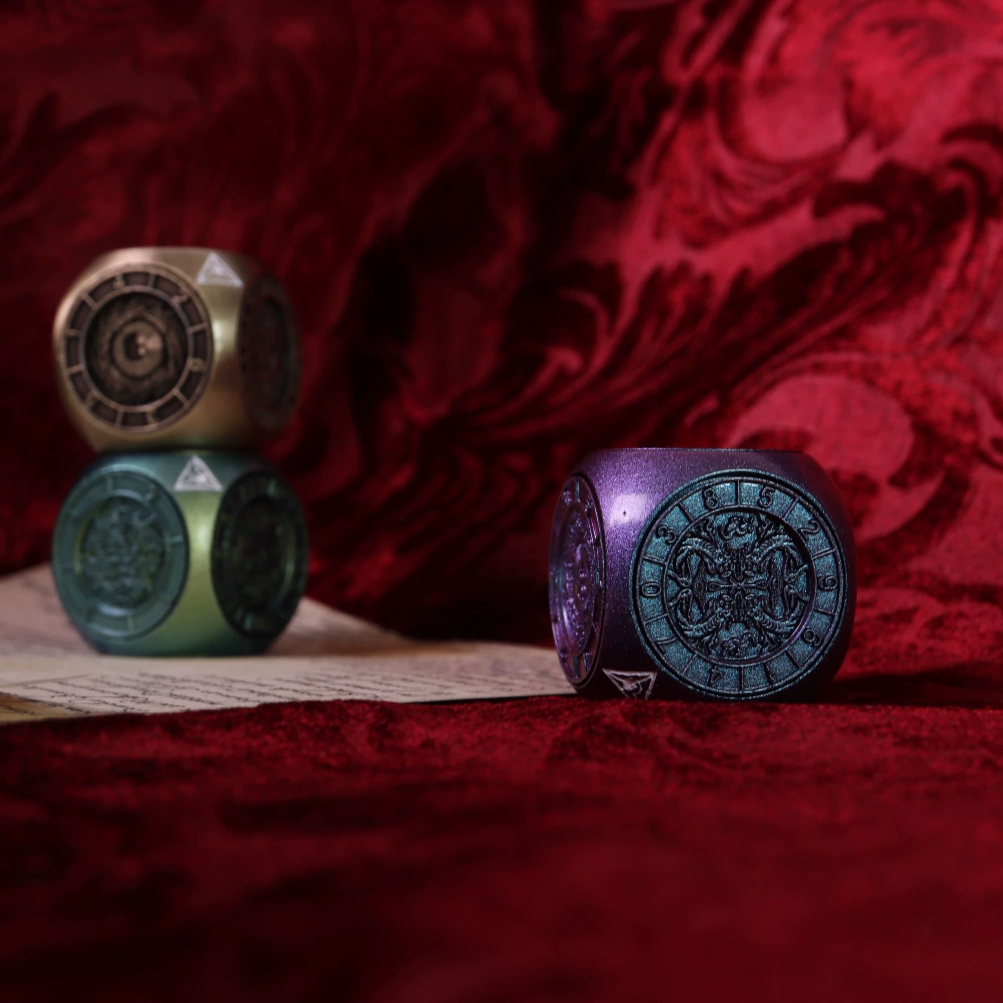 6-Sided Metal Dice Set Vintage - đánh giá và giá Vintage Collectible Board Games