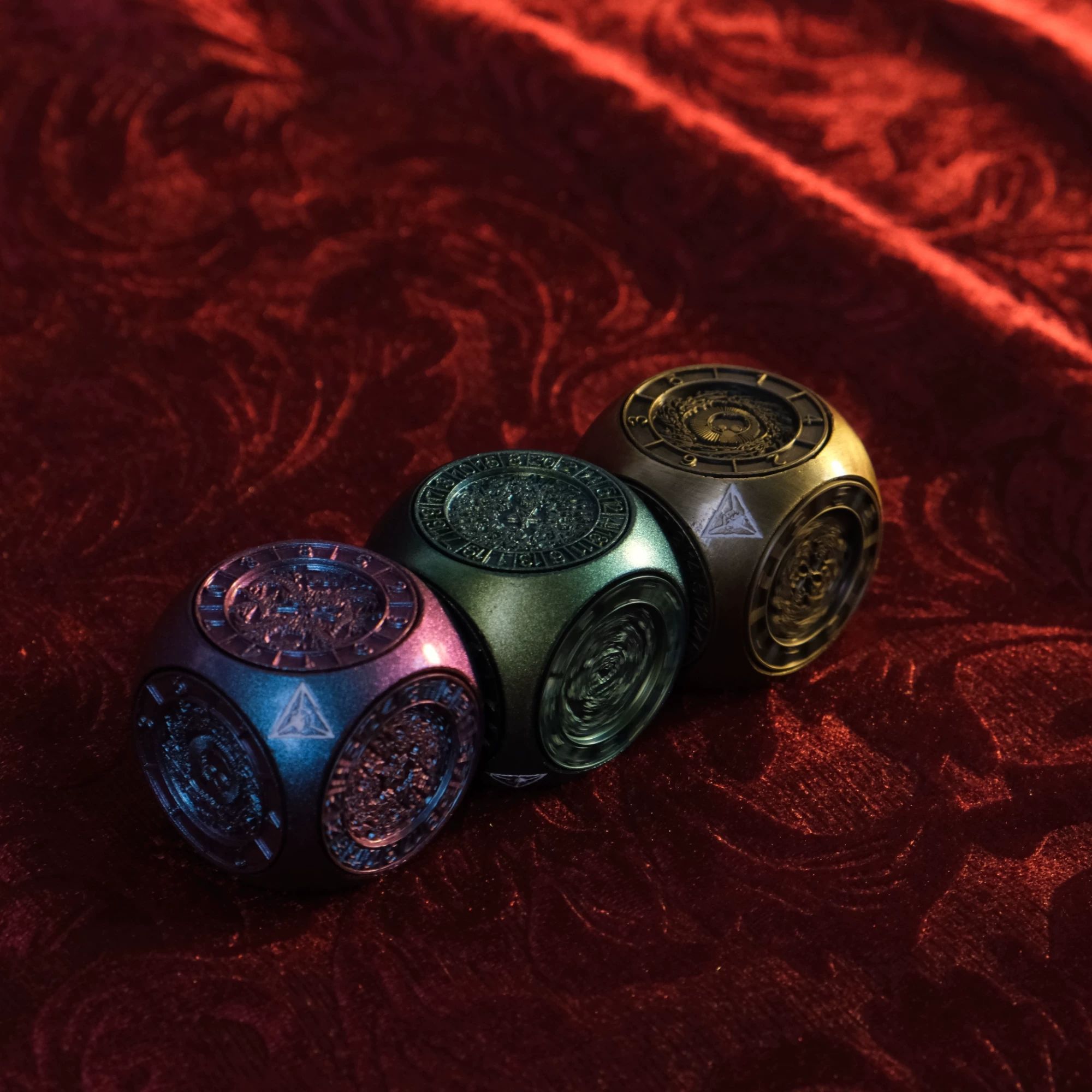 6-Sided Metal Dice Set Vintage - đánh giá và giá Vintage Collectible Board Games